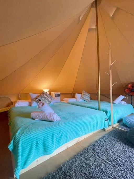 Rembulan Escape Bell Tent 2 Kampung Penarik Kültér fotó